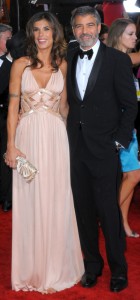 Italian TV personality Elisabetta Canalis and bofriend George Clooney at the 2010 Golden Globes photo: huffington post