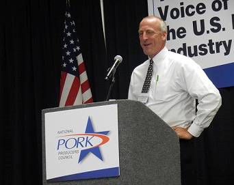 Brian Klippenstein speaking at the World Pork Expo